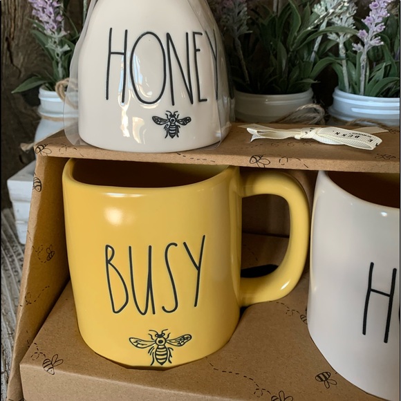 Rae Dunn 🐝 Honey Busy Bee Mug set w/ Dipper - Picture 2 of 7